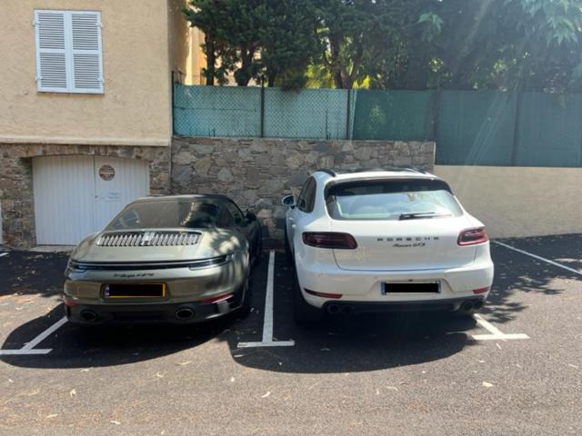 Superbe Appartement Terrasse Et Parking Prive Σαιν-Τροπέ Εξωτερικό φωτογραφία